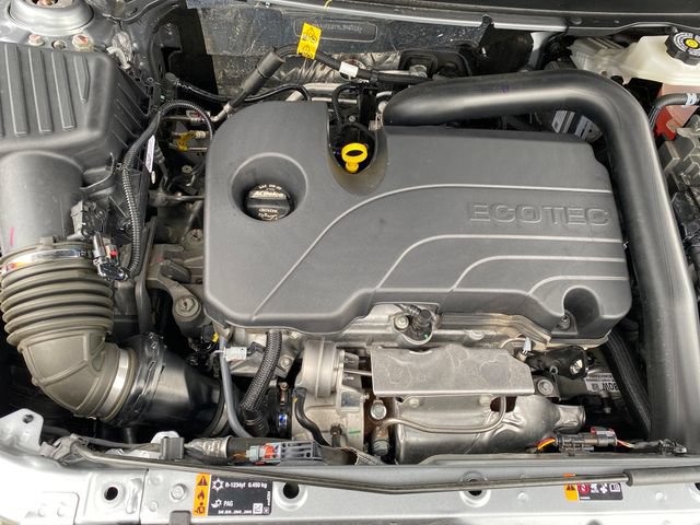 Certified 2024 Chevrolet Equinox LT w/ LPO, Floor Liner Package FWD image 21