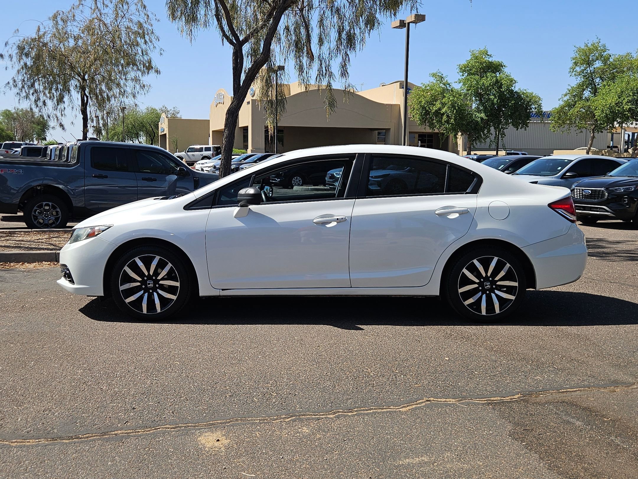 Used 2015 Honda Civic EX-L image 9
