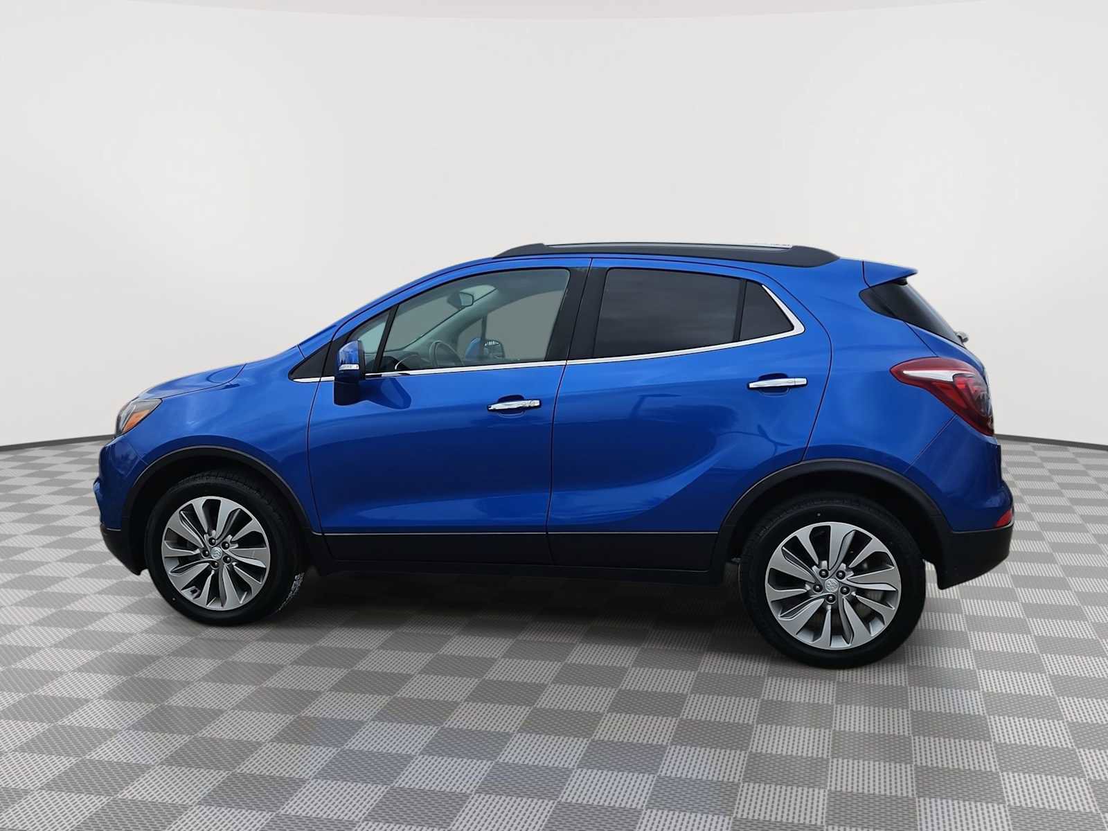 Used 2017 Buick Encore Preferred image 5