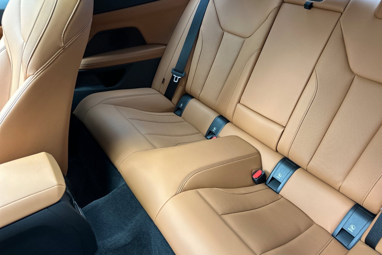 Used 2023 BMW M440i Coupe w/ Premium Package RWD image 11
