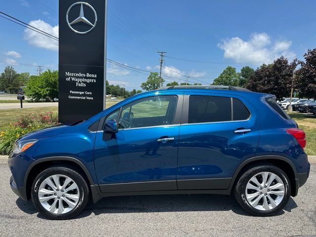 Used 2019 Chevrolet Trax Premier w/ LPO, Protection Package AWD/4WD image 2