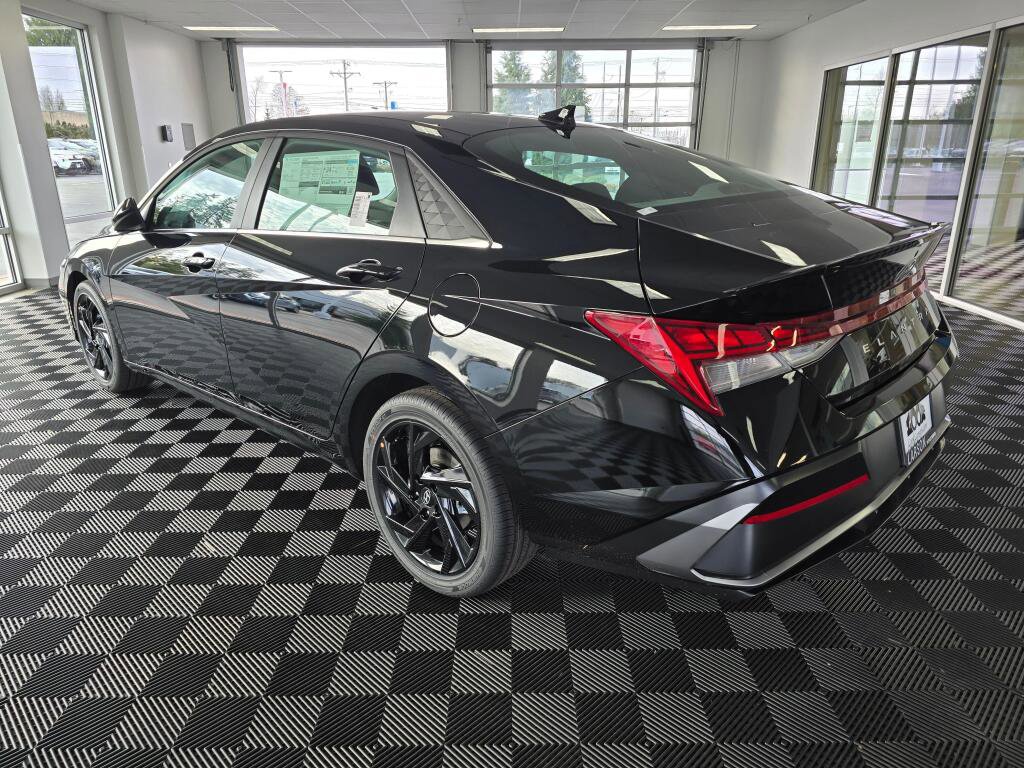 New 2026 Hyundai Elantra SEL Sport image 7