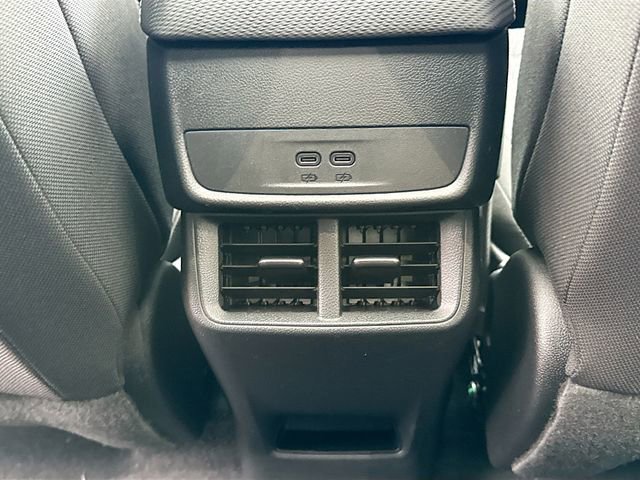 New 2026 Chevrolet Equinox LT w/ Safety and Technology Package FWD image 28