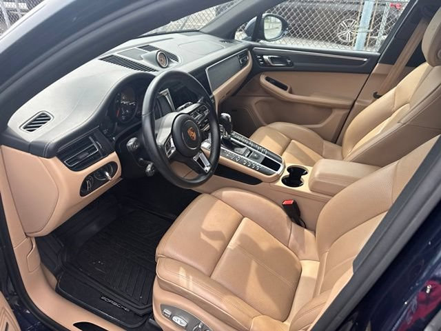 Used 2020 Porsche Macan GTS AWD/4WD image 19