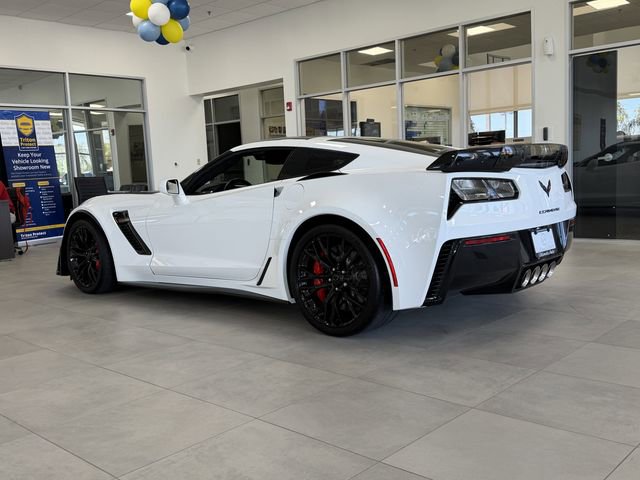 Used 2018 Chevrolet Corvette Z06 RWD image 8