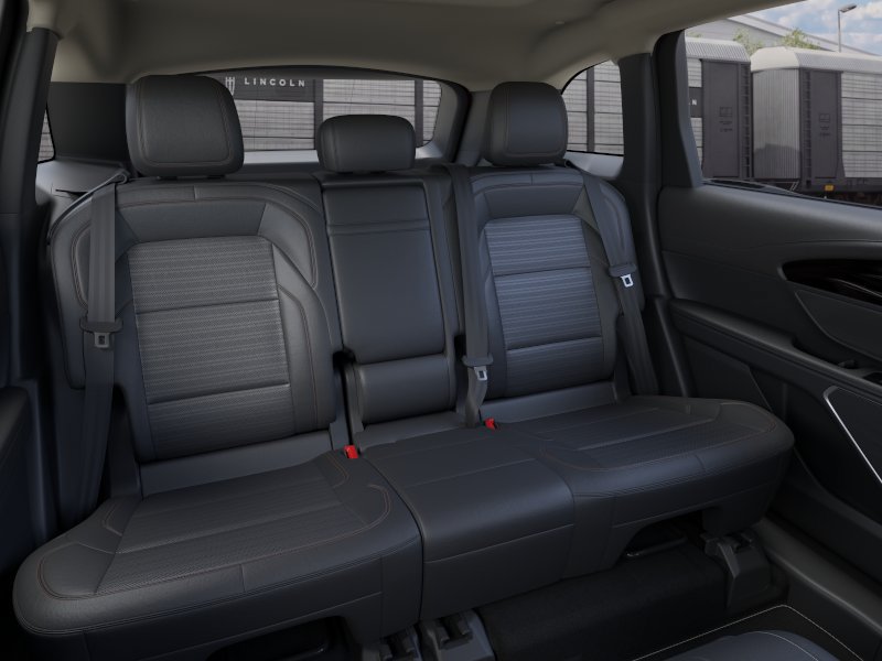 New 2026 Lincoln Nautilus Reserve AWD/4WD image 11