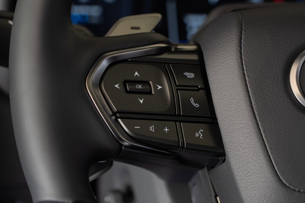 New 2026 Lexus LX 700h Luxury image 32