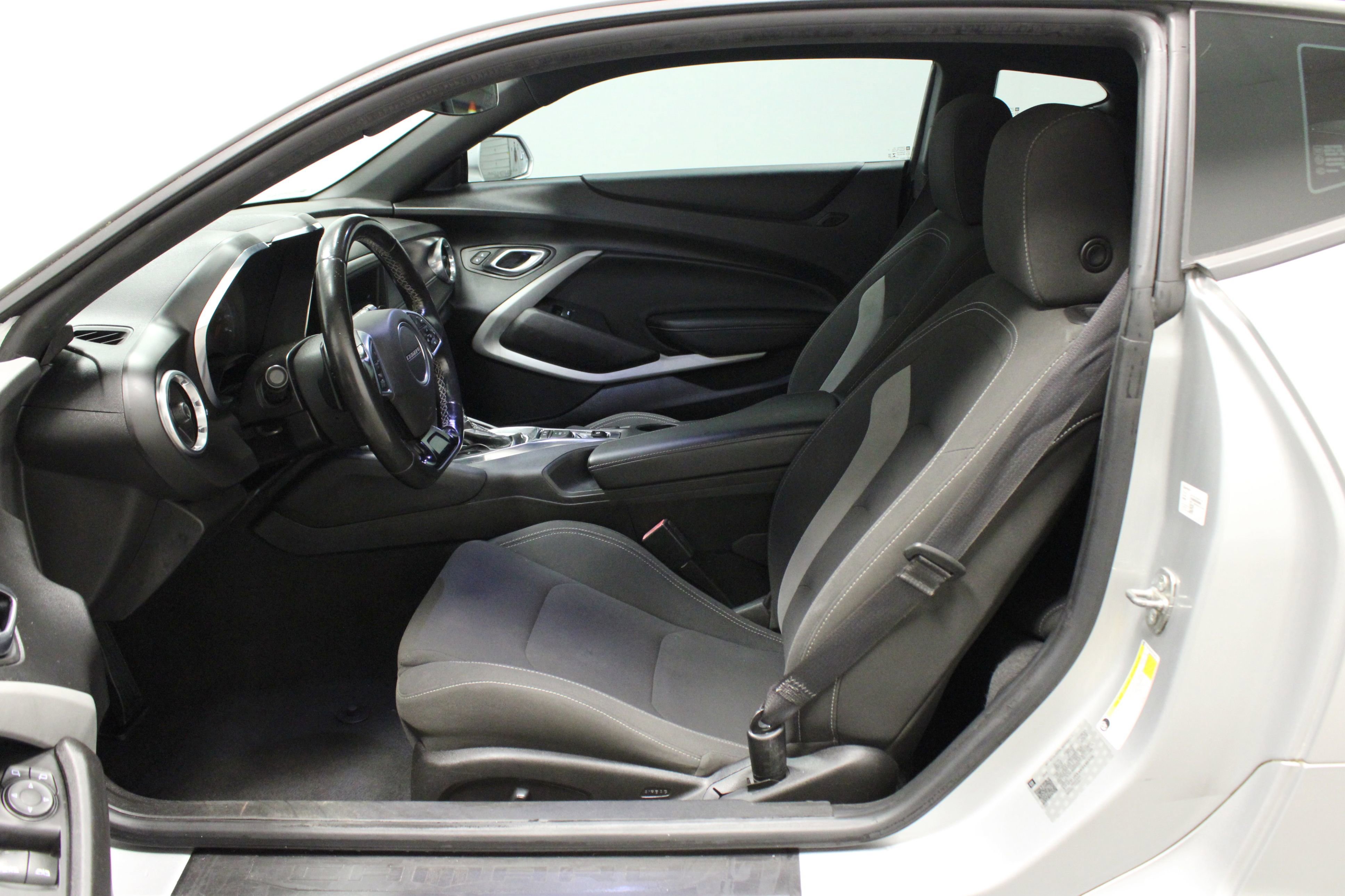 Used 2019 Chevrolet Camaro LS RWD image 15