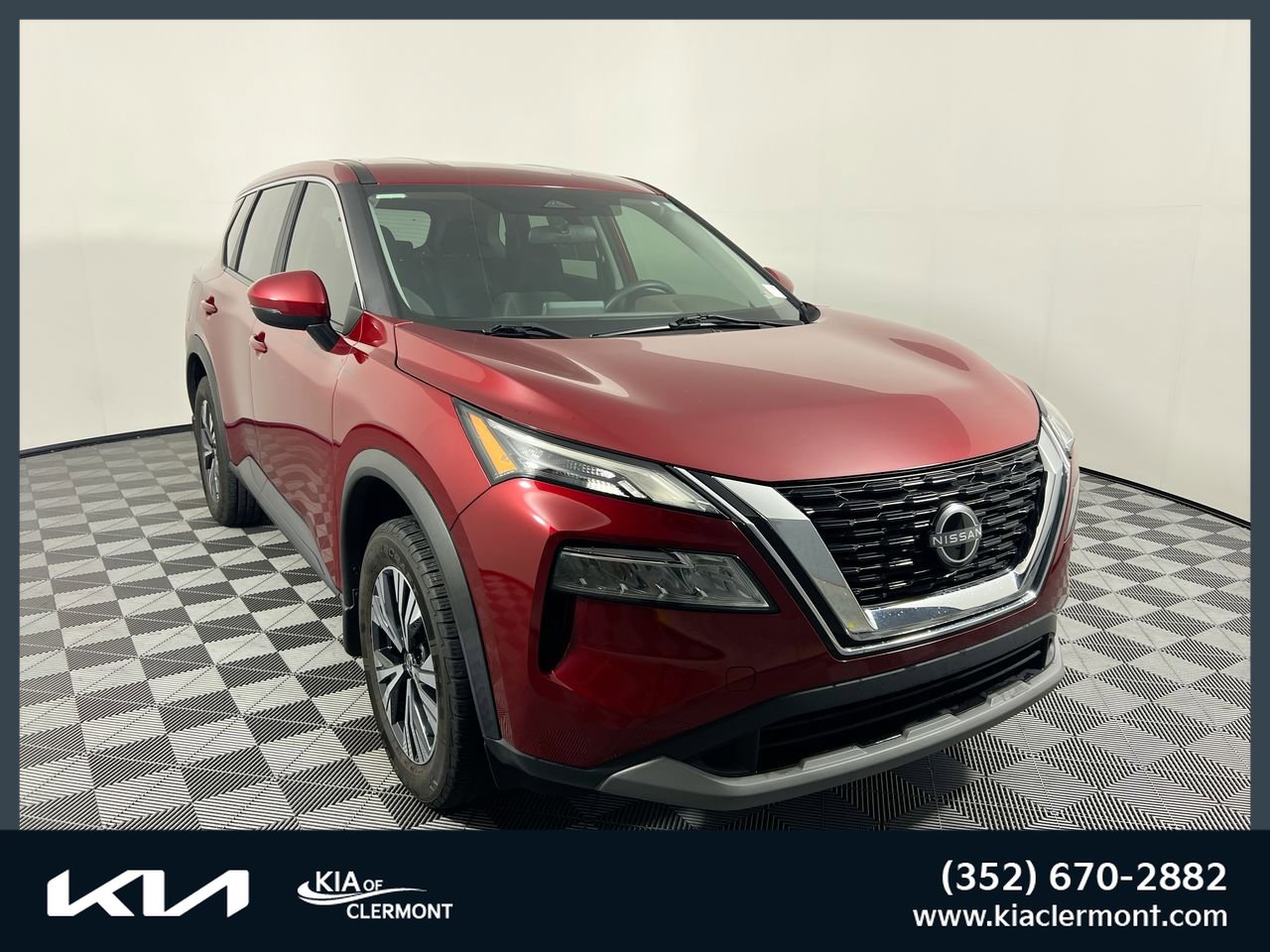 Used 2023 Nissan Rogue SV