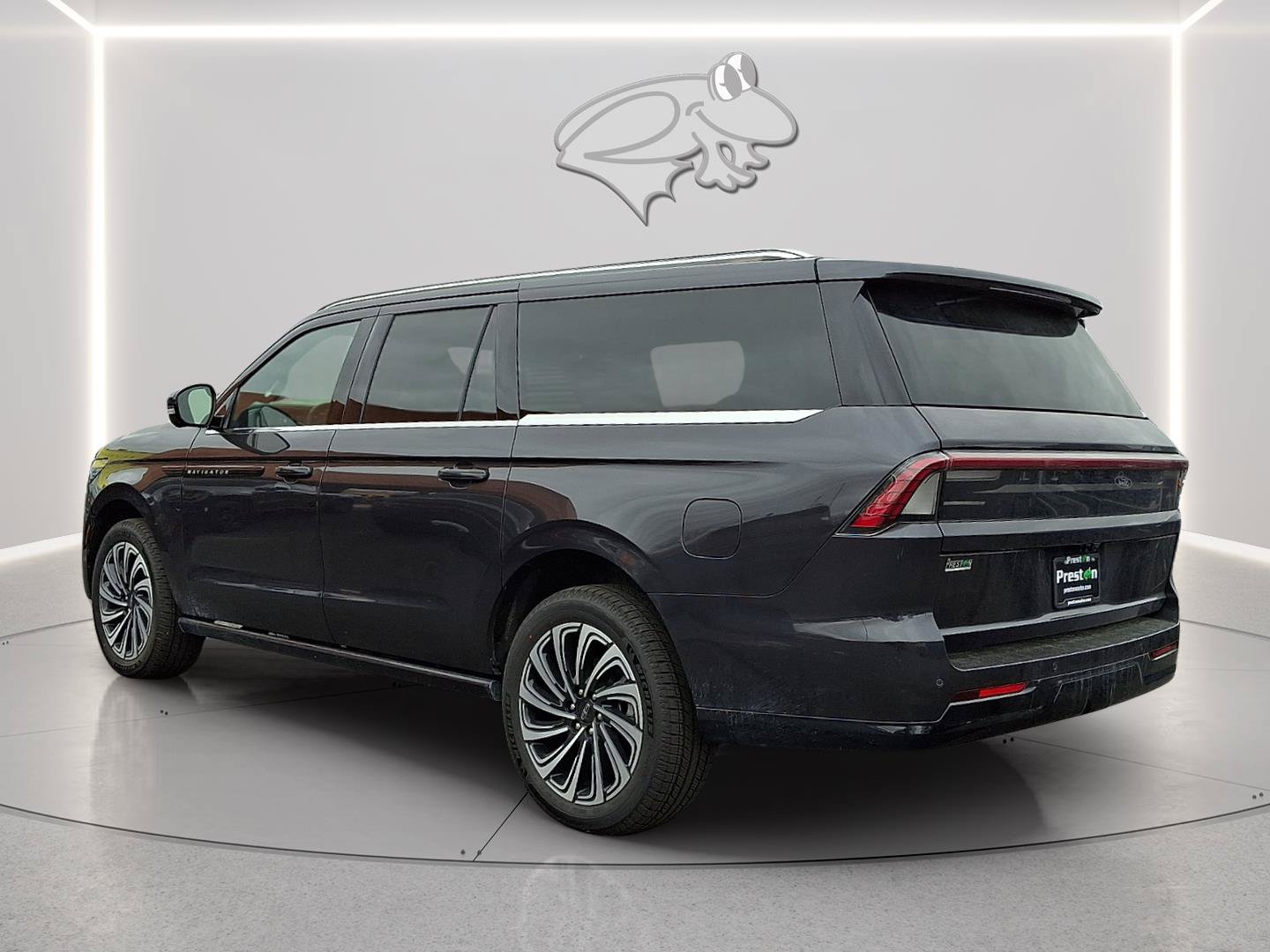 New 2025 Lincoln Navigator L Black Label AWD/4WD video 2