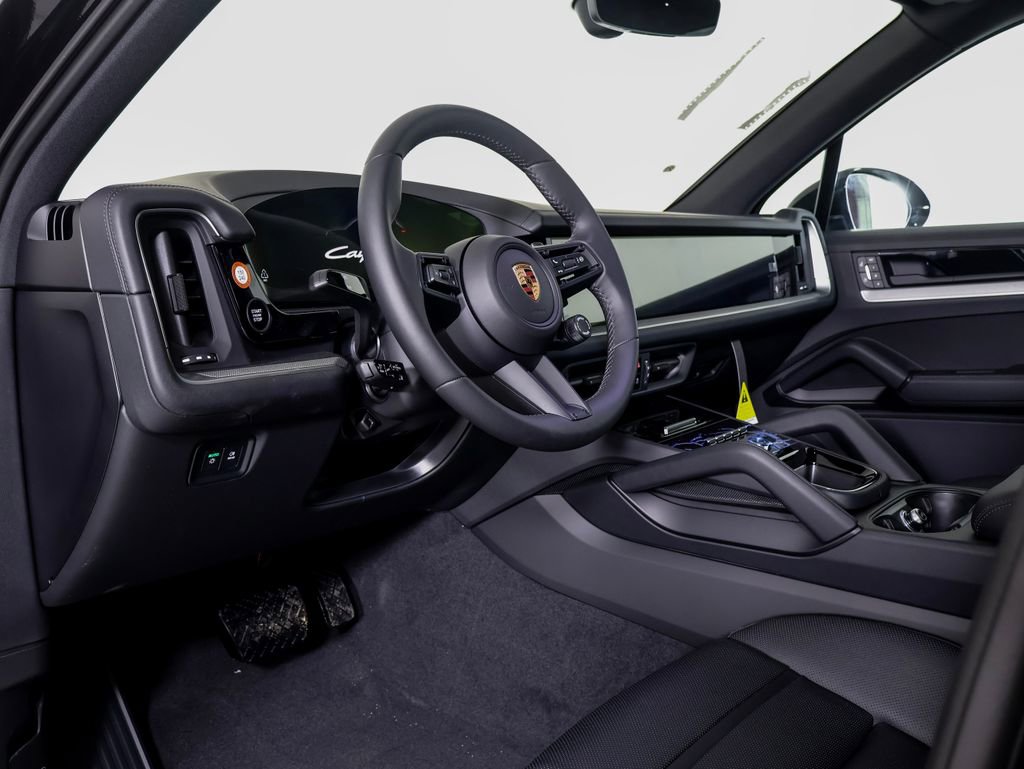 New 2026 Porsche Cayenne image 5