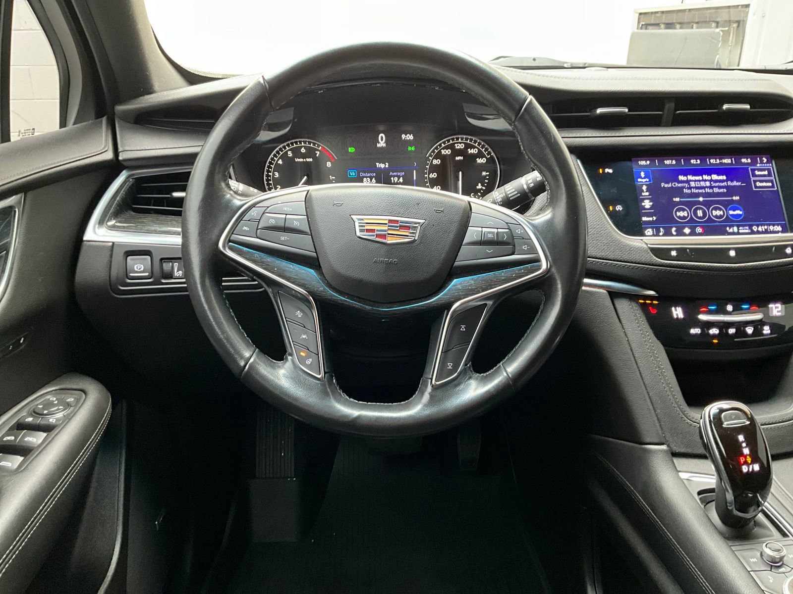 Used 2020 Cadillac XT5 Premium Luxury w/ LPO, Floor Liner Package image 14