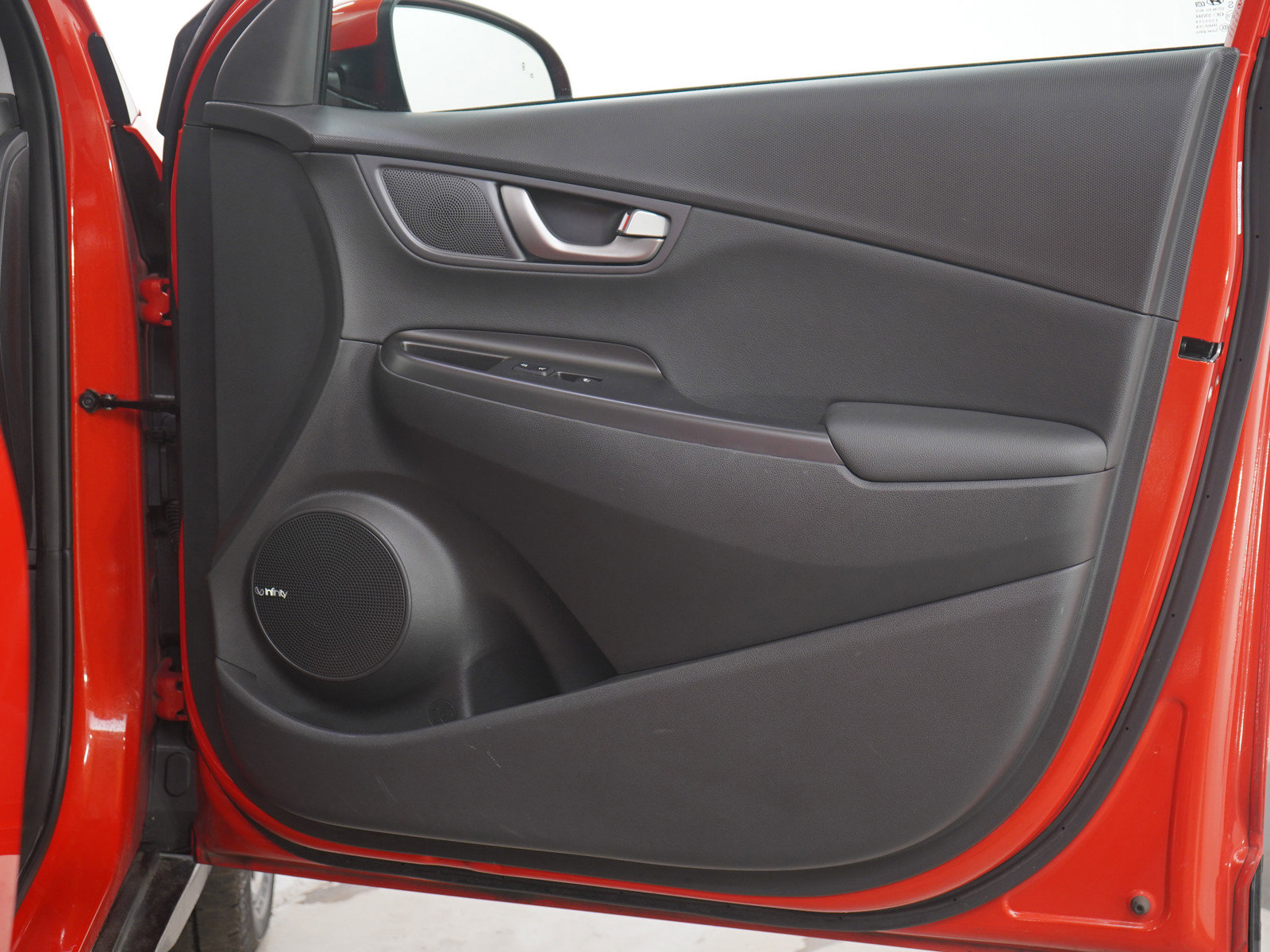 Used 2020 Hyundai Kona Ultimate image 11