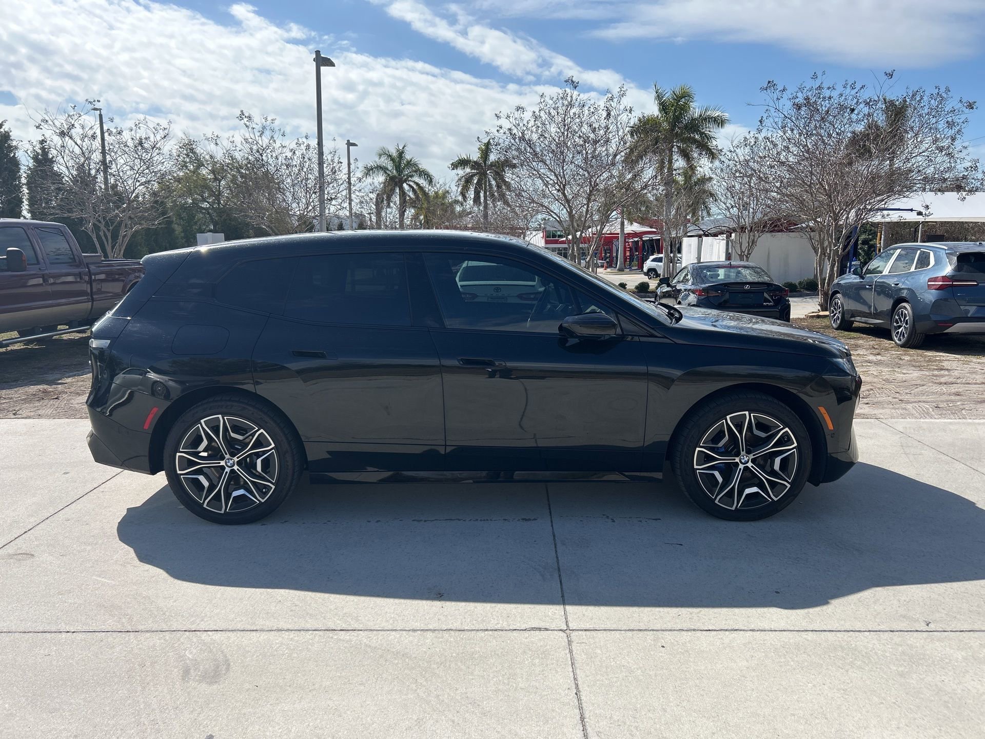 Used 2024 BMW iX xDrive50 w/ Sport Package video 1