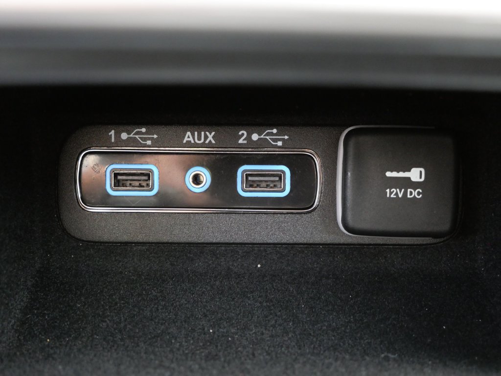 Used 2018 Jeep Grand Cherokee Altitude AWD/4WD image 26