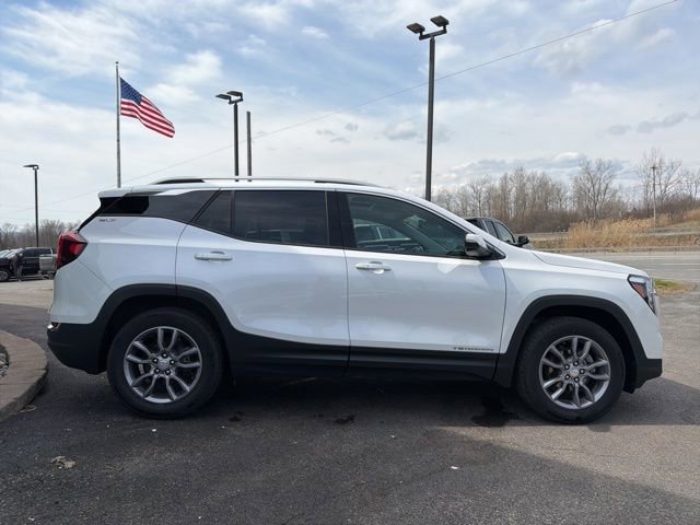 Used 2022 GMC Terrain SLT image 6