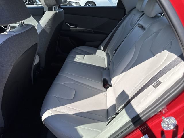 Used 2024 Hyundai Elantra Limited FWD image 21