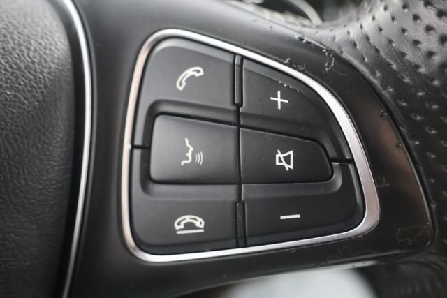 Used 2015 Mercedes-Benz C 300 4MATIC Sedan image 12