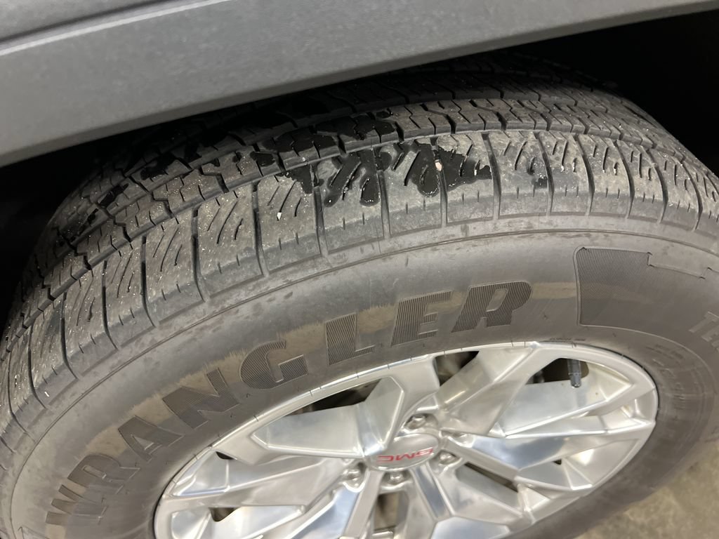 Certified 2019 GMC Sierra 1500 SLT w/ SLT Premium Package AWD/4WD image 27