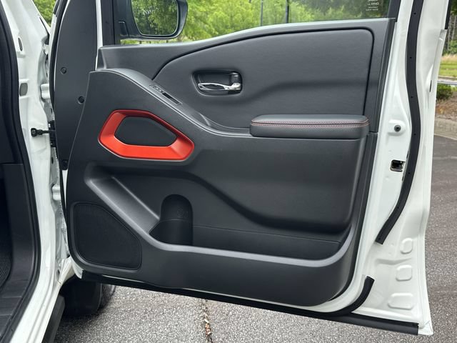 Certified 2025 Nissan Frontier PRO-4X AWD/4WD image 16