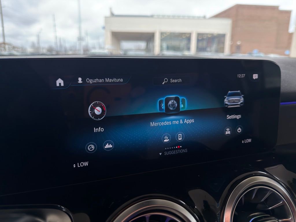 Used 2023 Mercedes-Benz GLB 250 4MATIC image 33