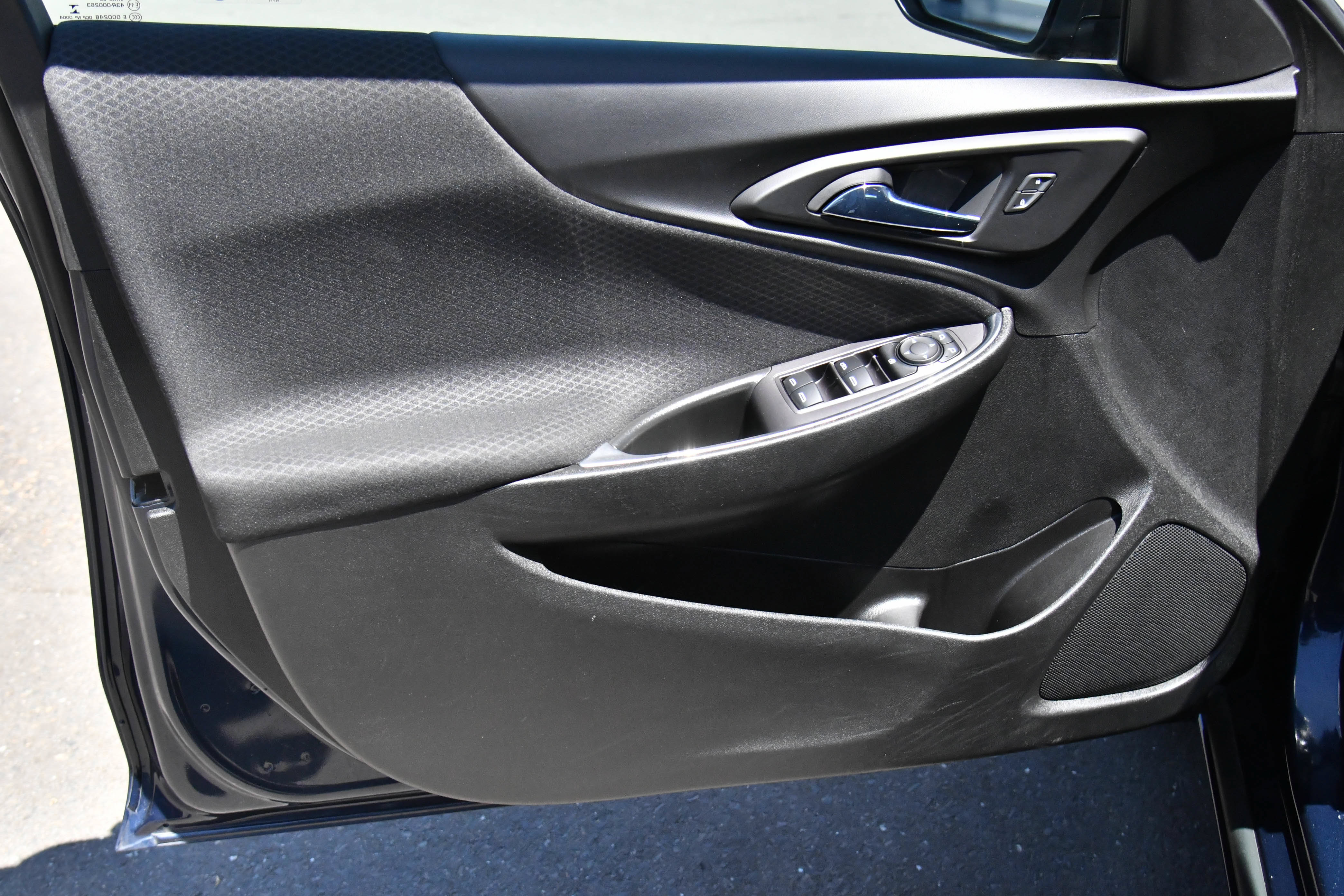 Used 2020 Chevrolet Malibu LT FWD image 13