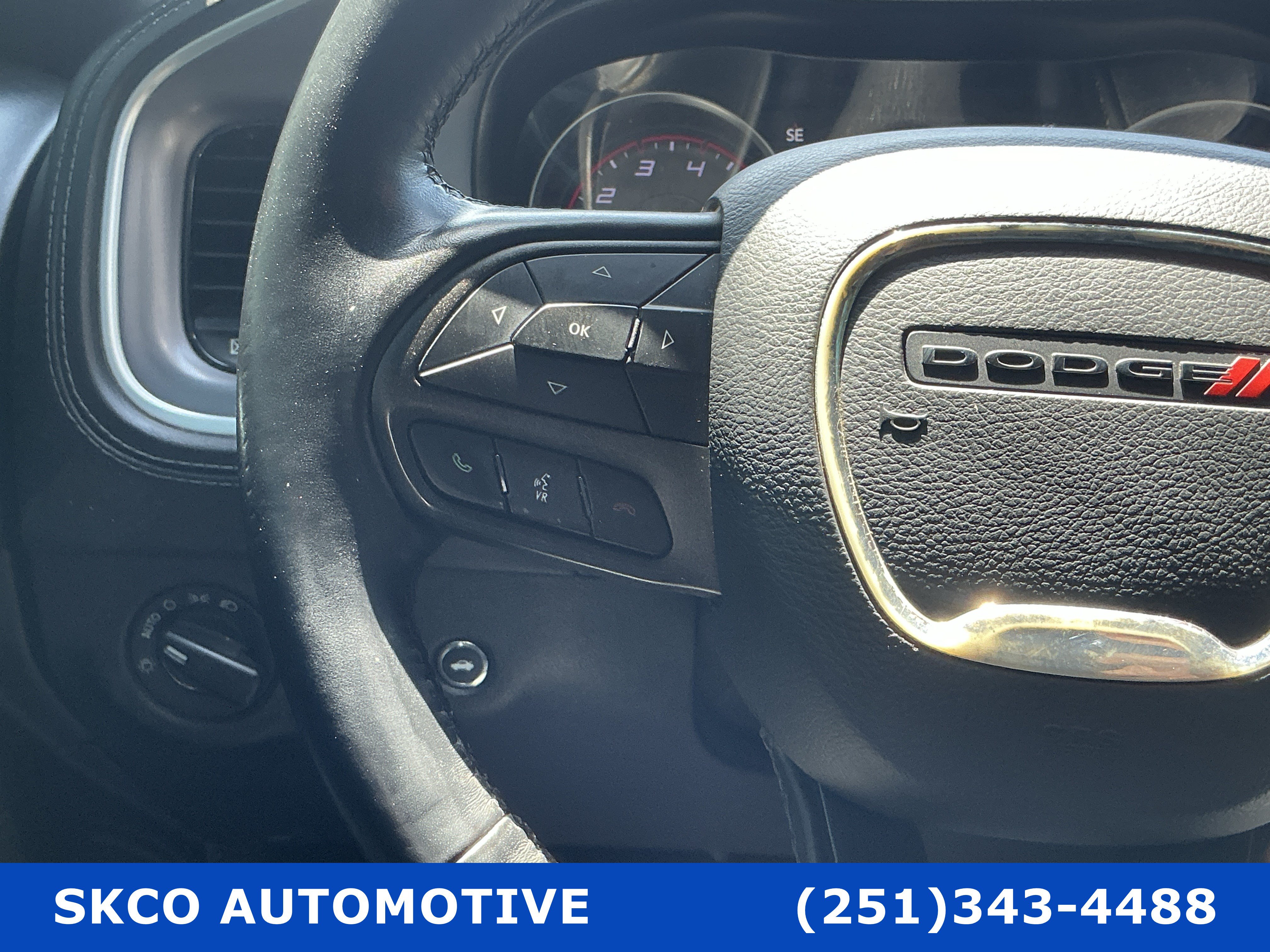 Used 2022 Dodge Charger SXT w/ Plus Group RWD image 19
