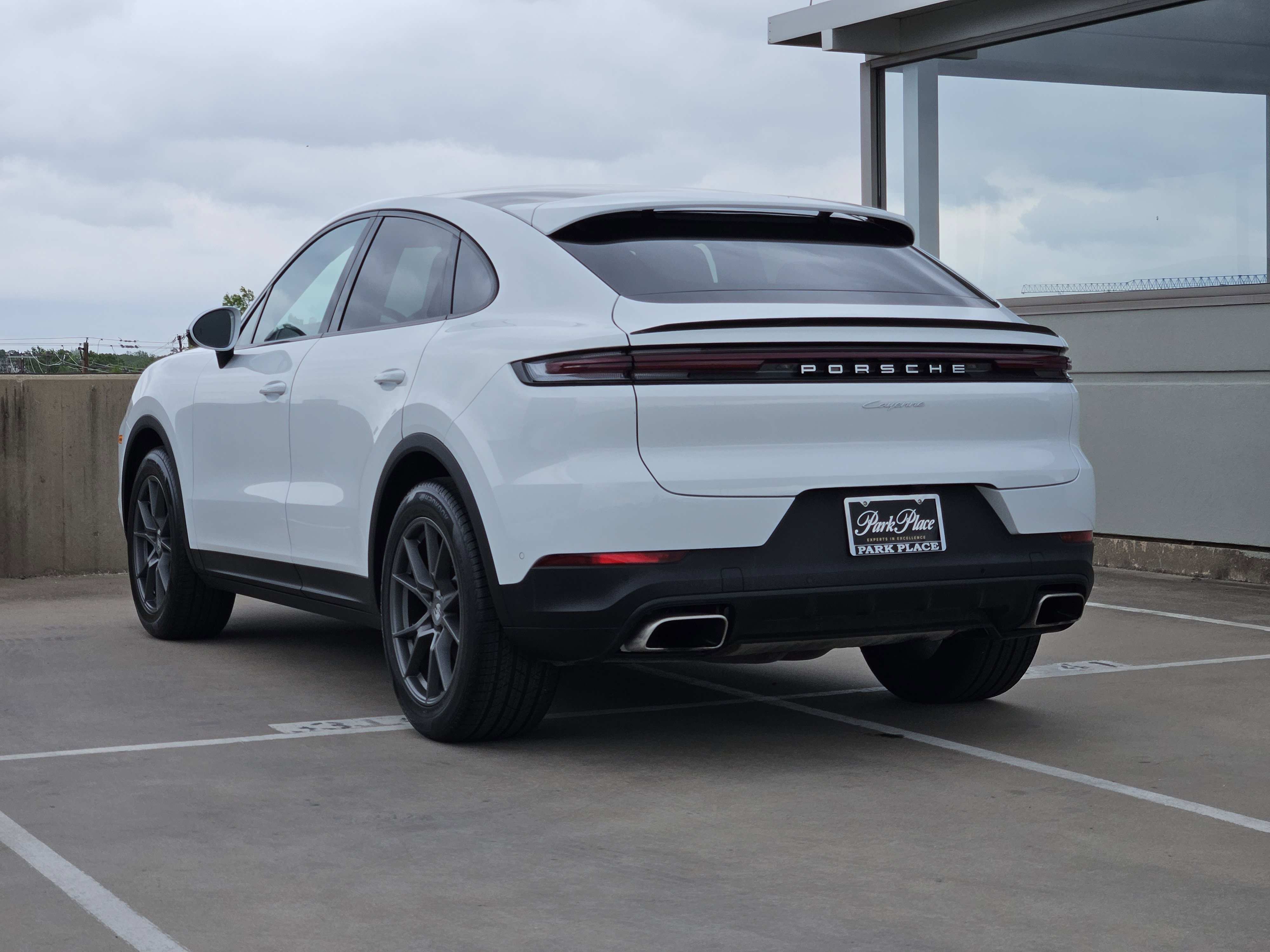Certified 2026 Porsche Cayenne Coupe image 3
