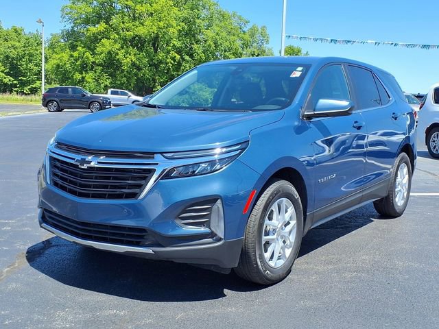Used 2024 Chevrolet Equinox LT w/ LPO, Floor Liner Package FWD image 16