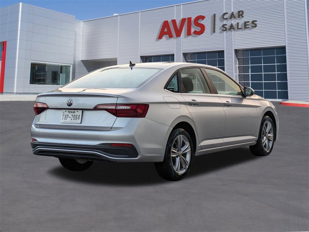 Used 2024 Volkswagen Jetta SE image 6