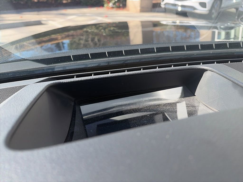 Used 2021 Audi A8 L 4.0T w/ Executive Plus Package image 12