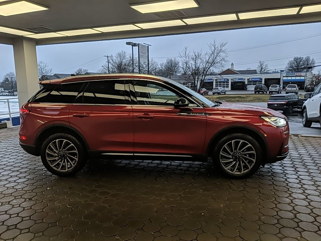 Certified 2023 Lincoln Corsair Reserve w/ Equipment Group 201A image 5
