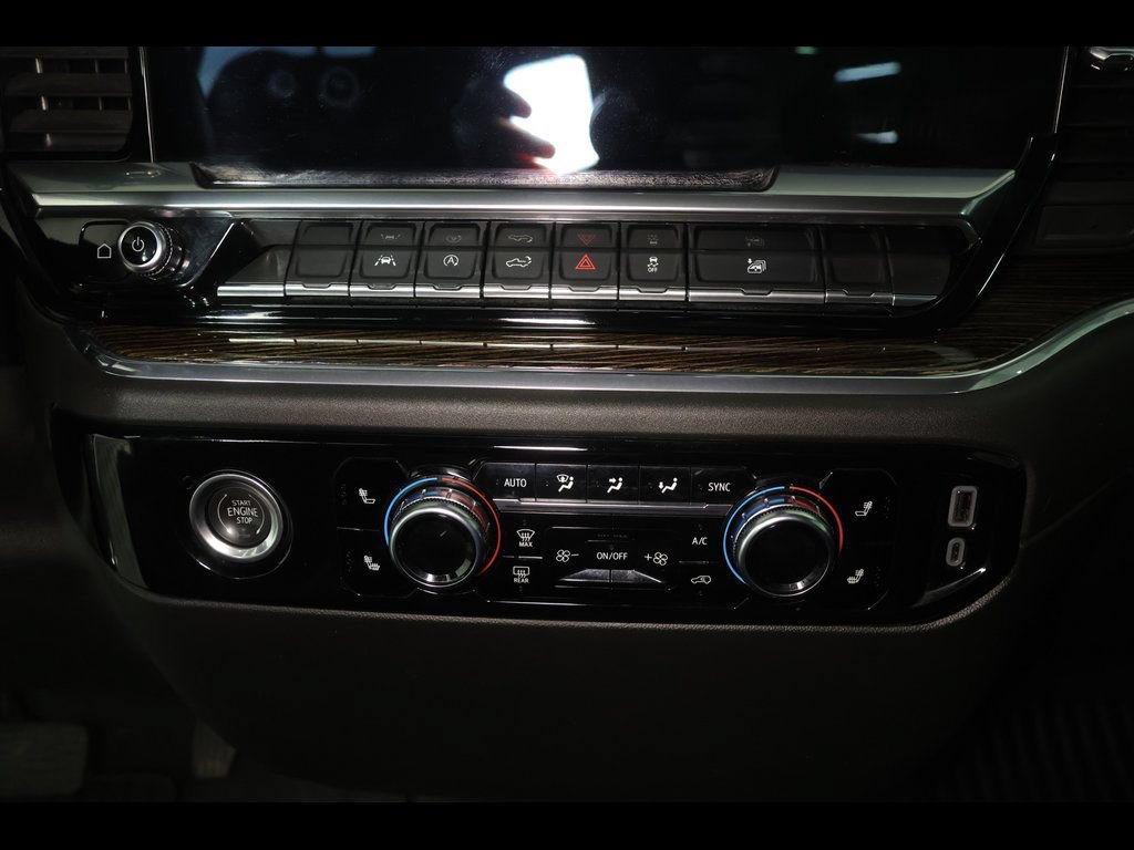 Used 2023 GMC Sierra 1500 SLE AWD/4WD image 30