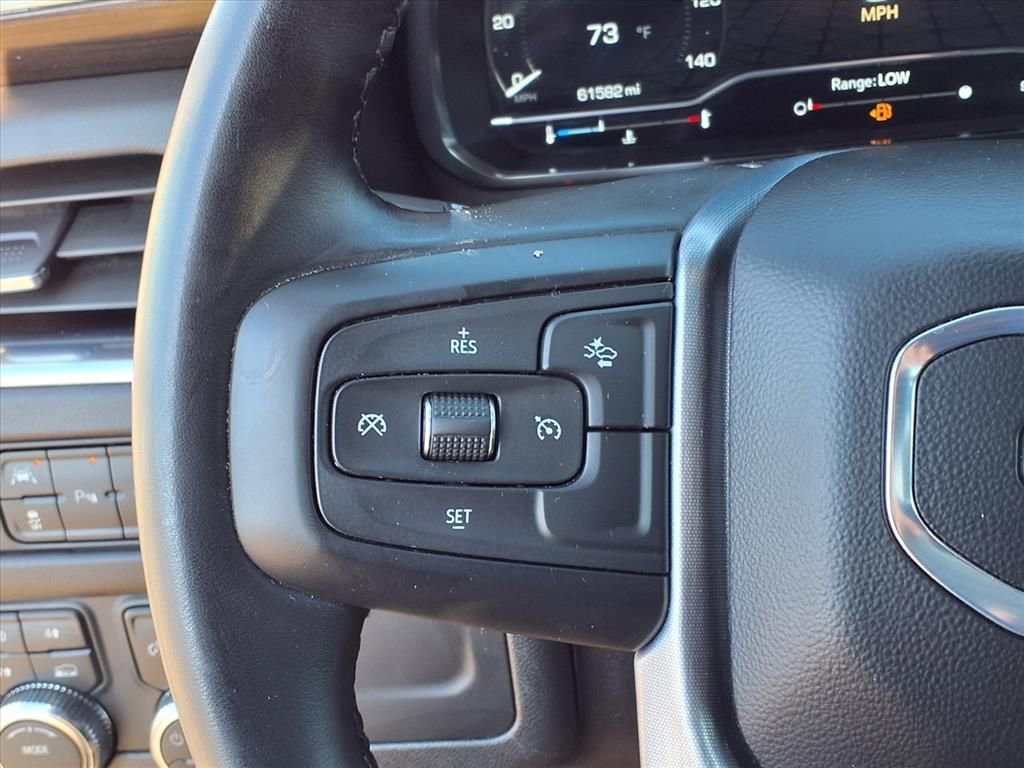 Used 2024 GMC Yukon XL SLE image 33