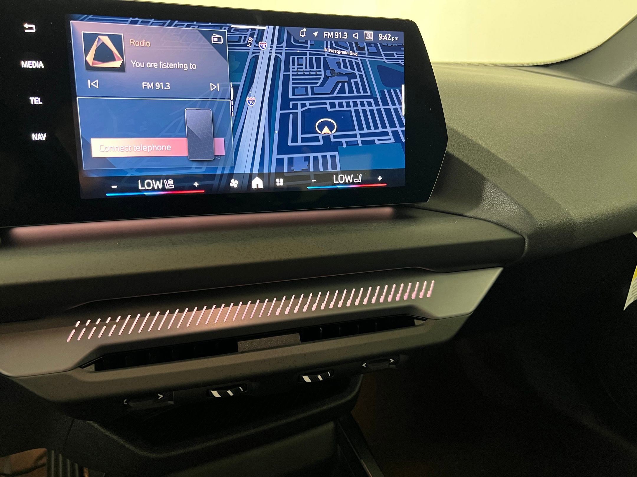 Used 2025 BMW 228i xDrive w/ Premium Package AWD/4WD image 24