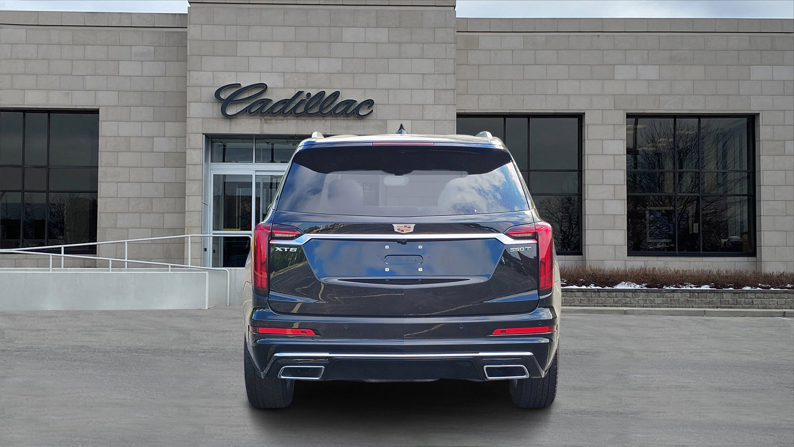 New 2025 Cadillac XT6 Luxury w/ LPO, Premium Carpet Package image 6