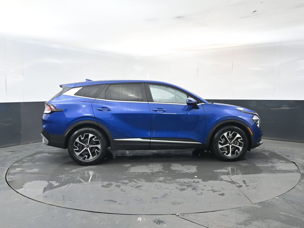 Certified 2023 Kia Sportage EX image 6