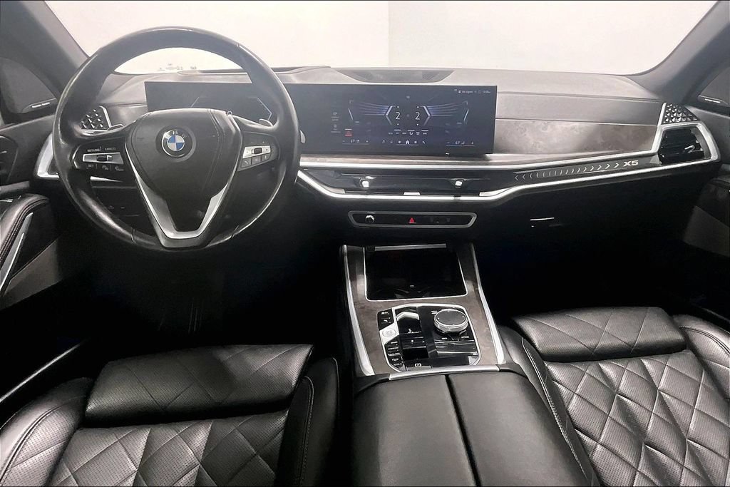 Used 2024 BMW X5 xDrive40i AWD/4WD image 15