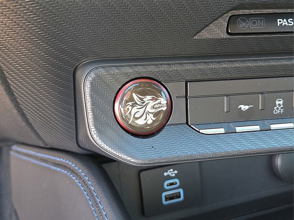 Used 2025 Ford Mustang Dark Horse w/ Dark Horse Handlin Package image 25