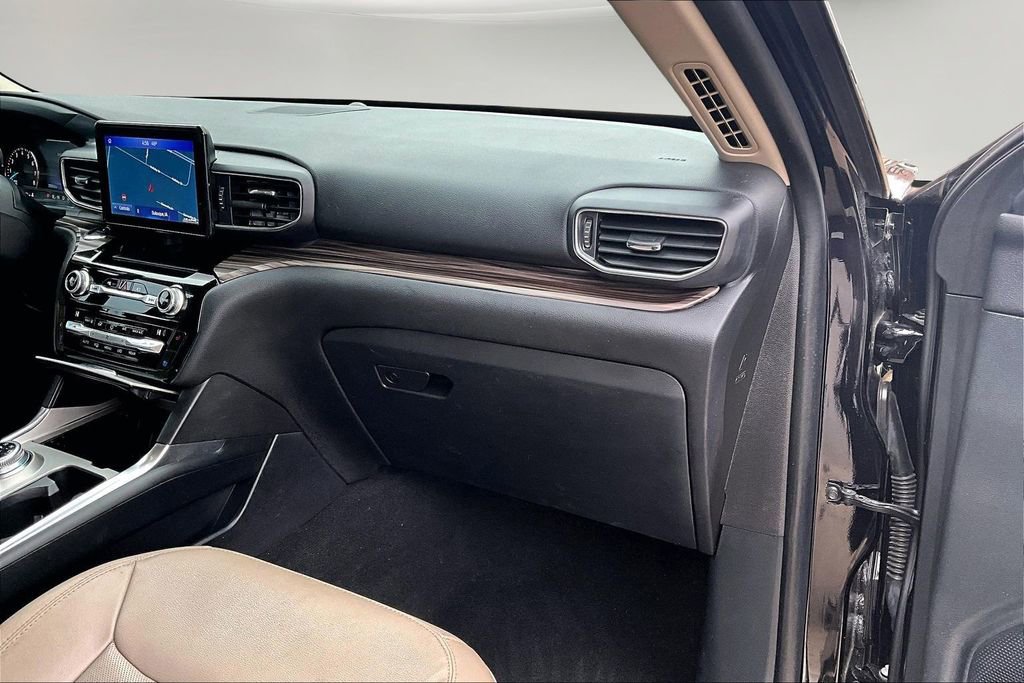 Used 2021 Ford Explorer Limited w/ Hybrid Equipment Group 310A image 25