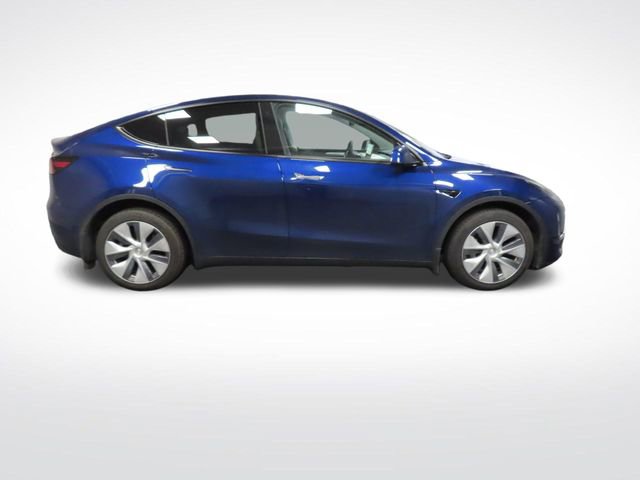 Used 2023 Tesla Model Y Long Range AWD/4WD image 6
