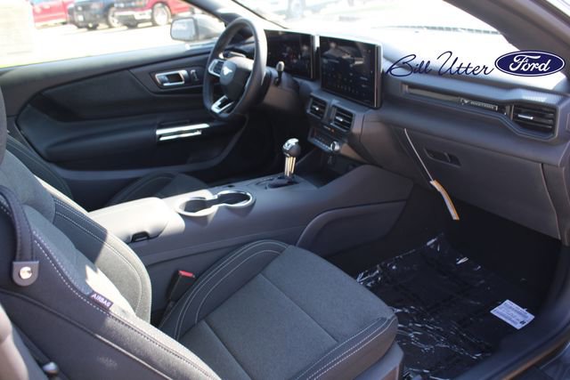 New 2025 Ford Mustang Coupe image 9
