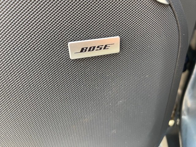 Used 2021 GMC Yukon XL Denali w/ Denali Premium Package image 12