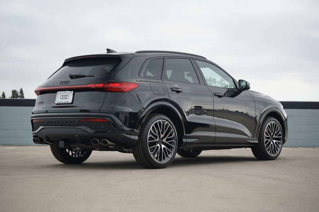 New 2026 Audi SQ5 Prestige AWD/4WD image 3