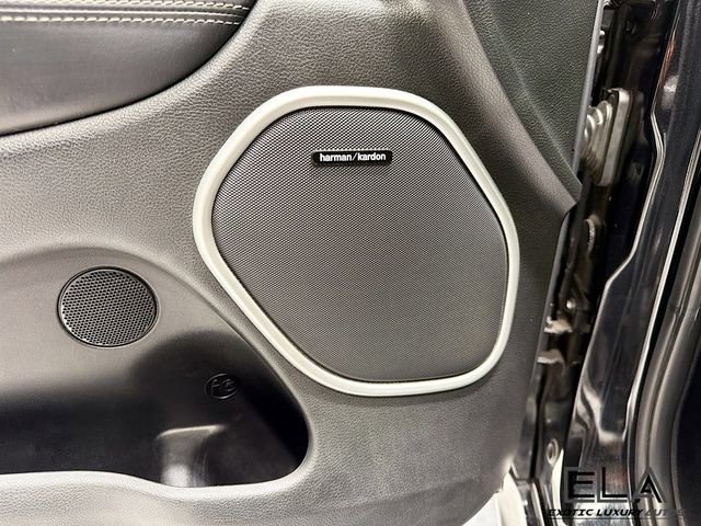 Used 2015 Jeep Grand Cherokee SRT image 20