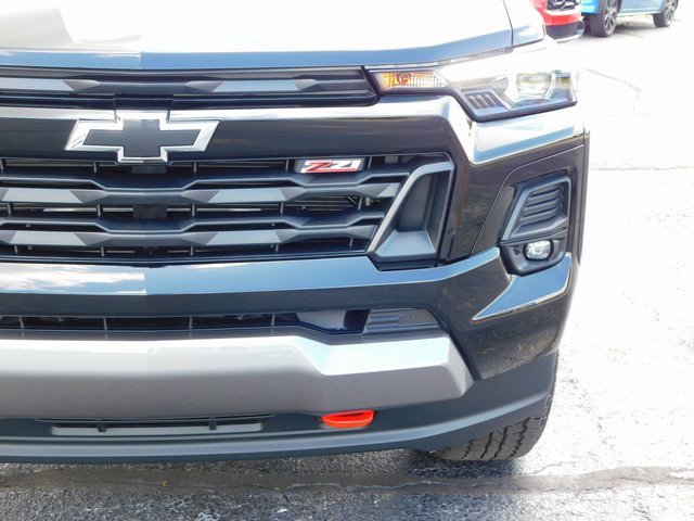 Used 2025 Chevrolet Colorado Z71 w/ Z71 Convenience Package 2 image 13