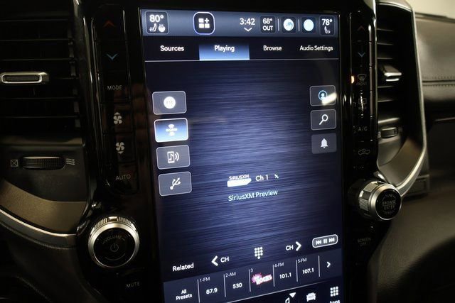 Used 2023 RAM 1500 Laramie AWD/4WD image 24