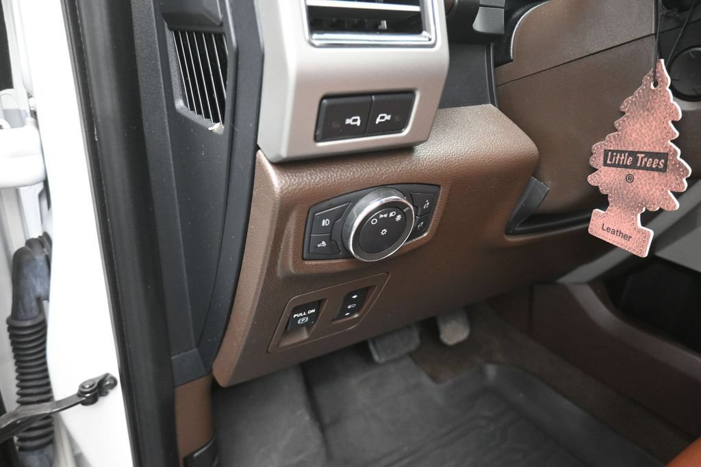 Used 2020 Ford F150 King Ranch w/ Equipment Group 601A Luxury AWD/4WD image 13