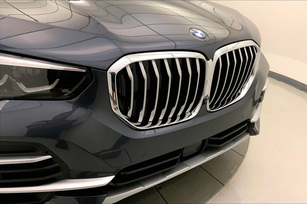 Used 2022 BMW X5 xDrive40i AWD/4WD image 29