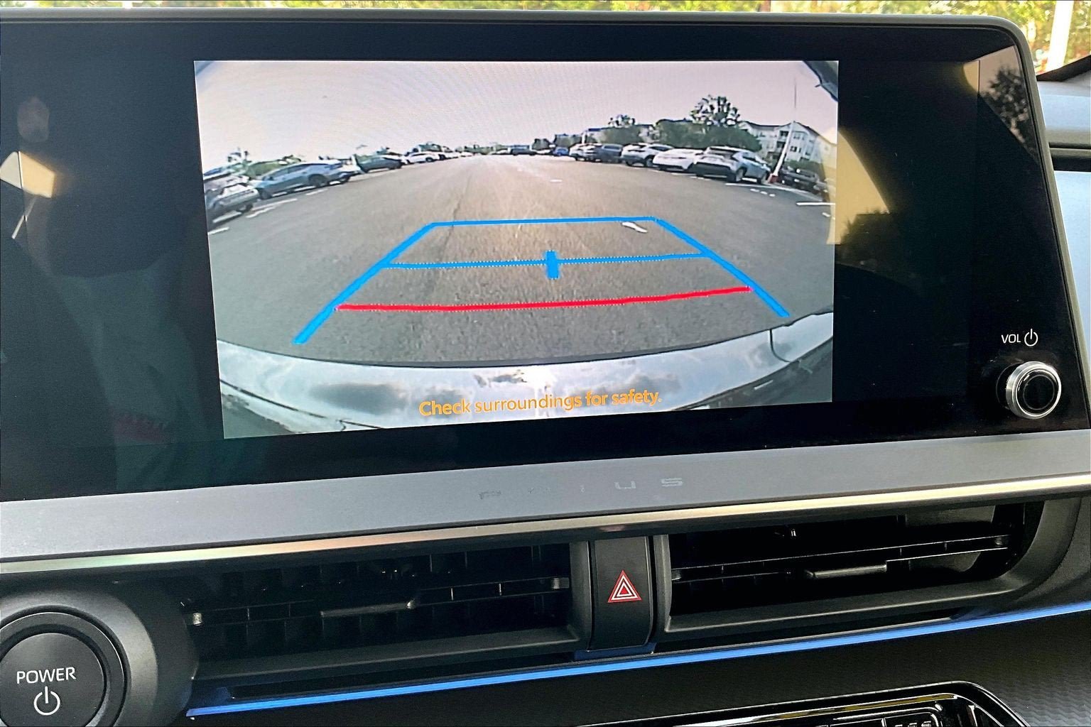 Used 2025 Toyota Prius AWD image 20